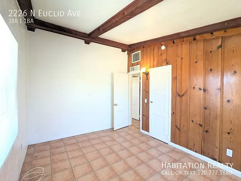 2226 N Euclid Ave — Photo 14