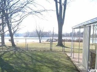 10 Twin Lake Dr, Onsted, MI 49265