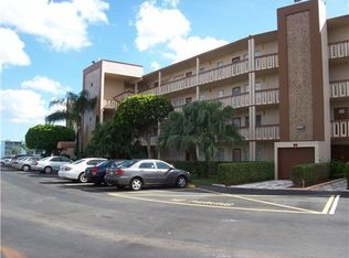 1026 Newcastle #1026-B, Boca Raton, FL 33434