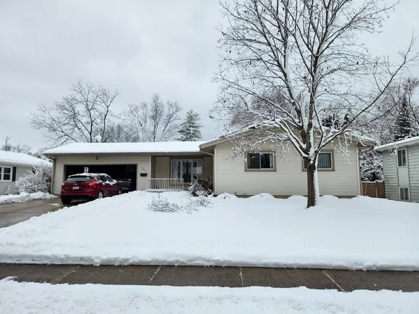 1706 Tarragon Dr, Madison, WI 53716