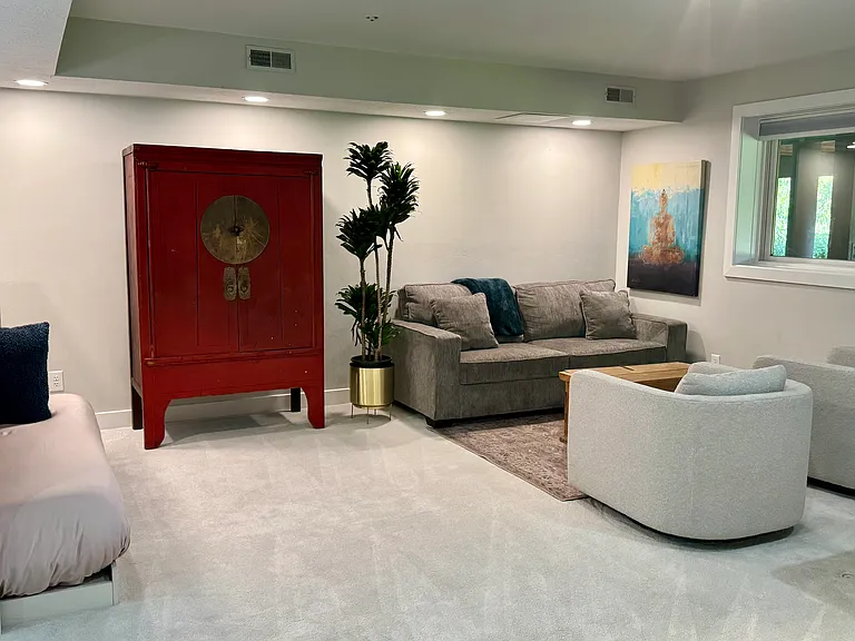 2222 Jupiter View Way — Photo 32