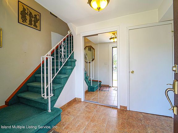 5th image of 59 Finlay Ave