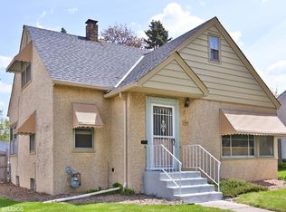 1138 Kruse St, West Saint Paul, MN 55118