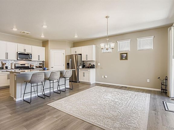 5th image of 27227 E Maple Avenue