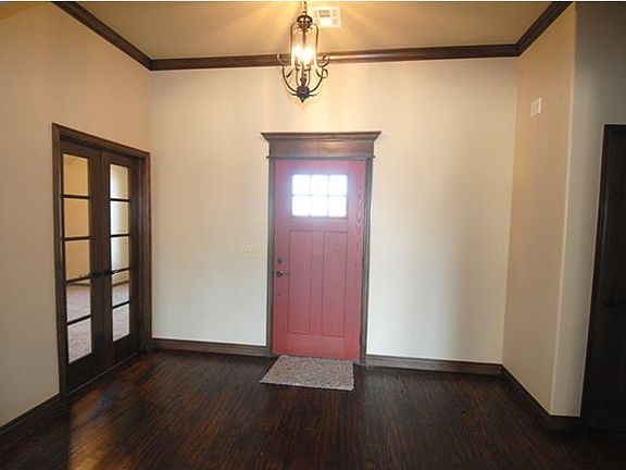 3rd image of 2121 Redbud Creek Ave