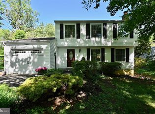 4176 Waterway Dr, Dumfries, VA
