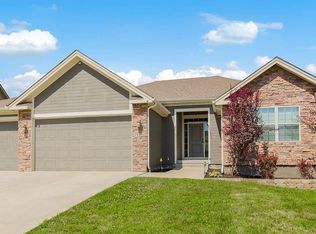 18406 Rock Rdg N, Smithville, MO 64089