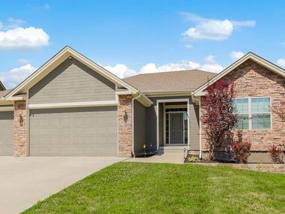 18406 Rock Rdg N, Smithville, MO, 64089