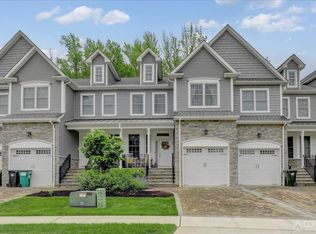24 Gonzalez Dr, Old Bridge, NJ 08857