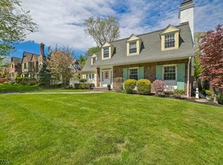 11 HAWTHORNE ROAD, Millburn Twp., NJ 07078