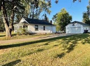 426 E Harvey St, Rio, WI 53960