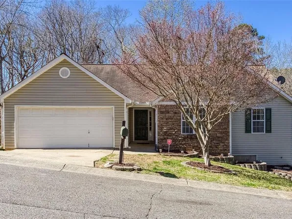 315 Hillcrest Ln, Canton, GA 30115