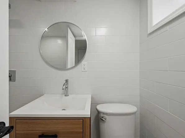 1246 Troy Avenue image 19 of 31