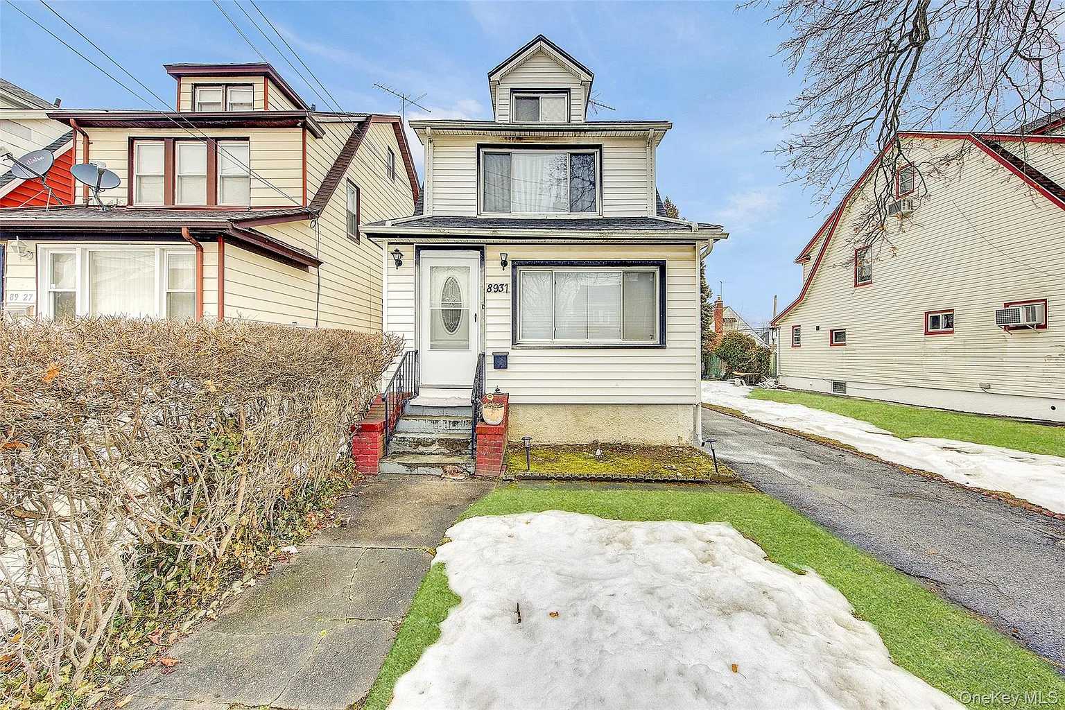 8931 220th Street photo 1