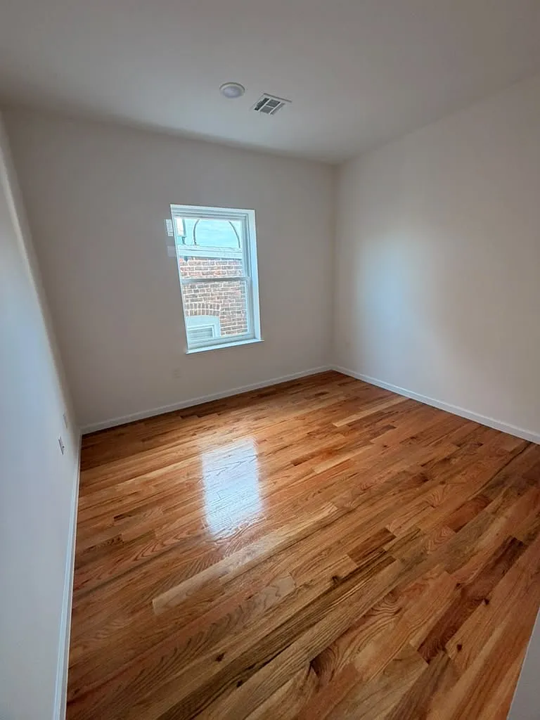3 bed, 1640 sqft, $2,850 — Photo 4