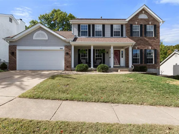 745 Vista Hills Ct, Eureka, MO 63025