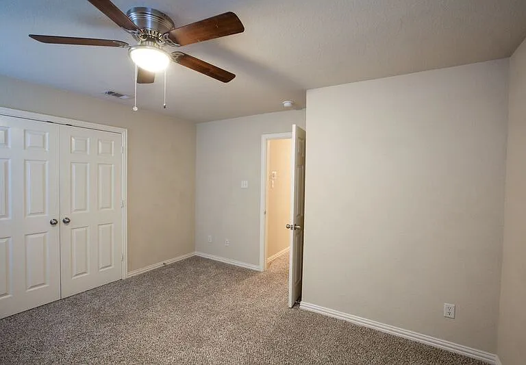 2805 Gooseberry Dr — Photo 24