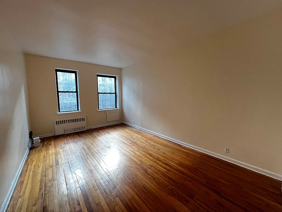 1st image of 418 E 88th St #2Q