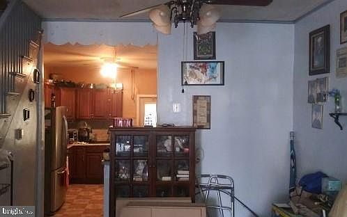 2nd image of 1767 Mascher St