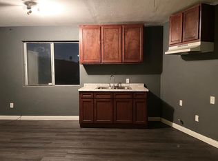 848 1/2 W 62nd St #JR, Los Angeles, CA 90044
