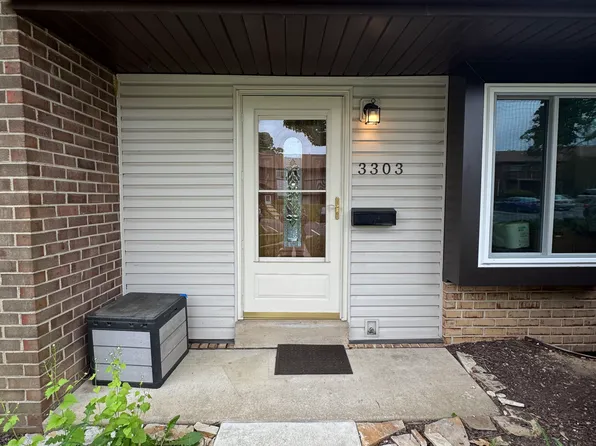 3303 Golf View Dr, Newark, DE 19702
