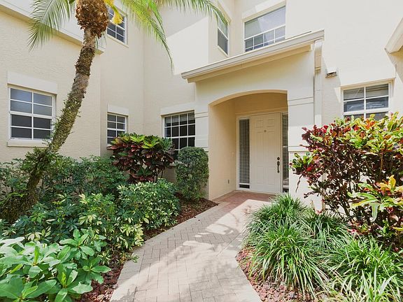 5th image of 658 Vintage Reserve Cir #7-B