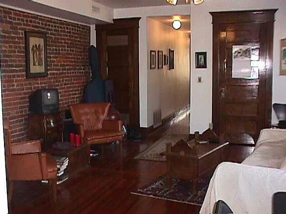 5th image of 801 N Pennsylvania St