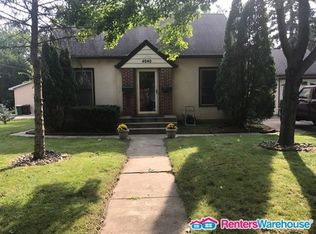 4040 Yates Ave N, Robbinsdale, MN 55422