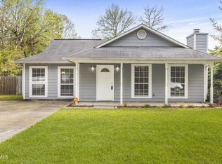 1204 Ash St, Ocean Springs, MS 39564