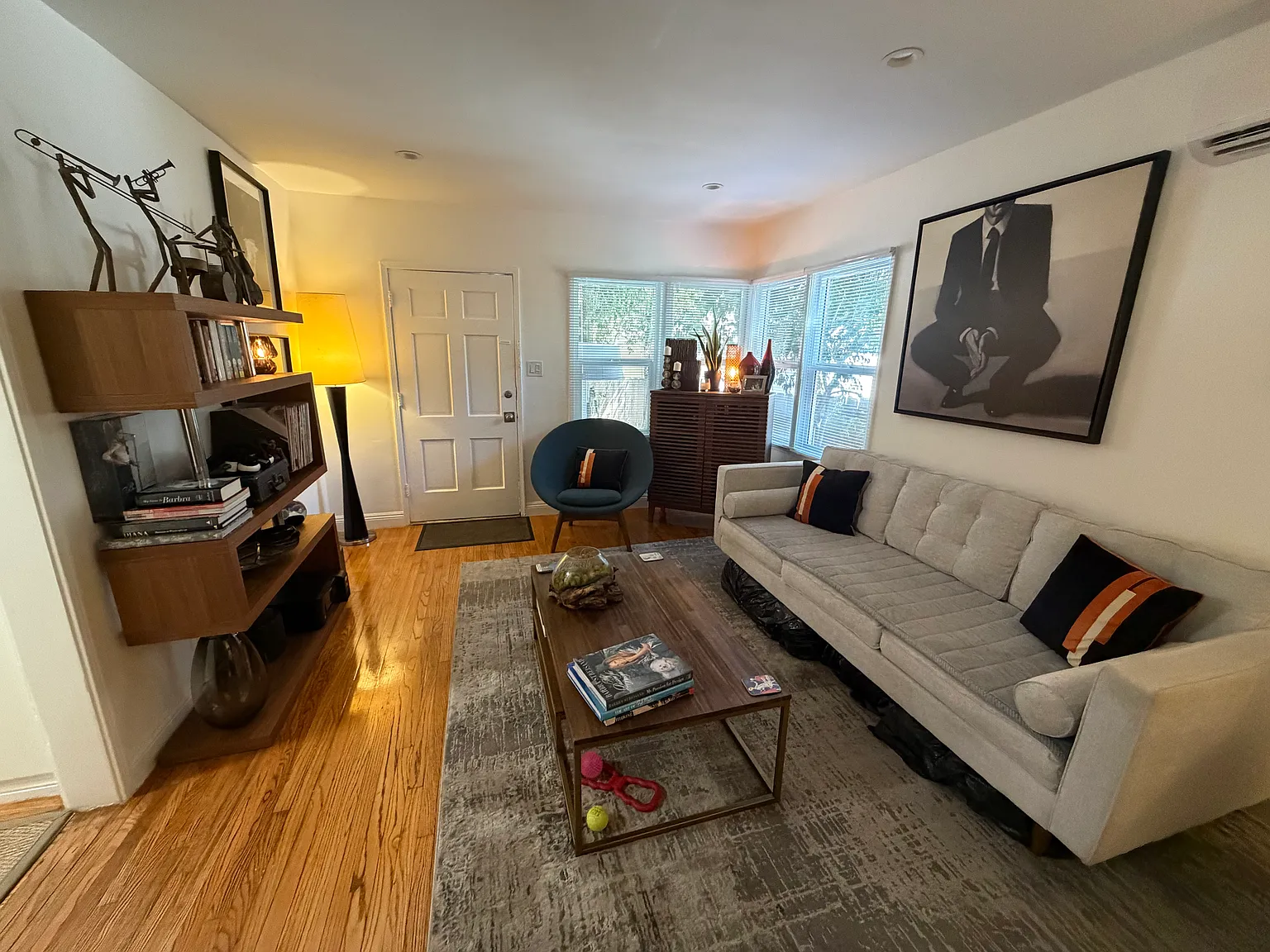 1 bed, 700 sqft, $2,325 — Photo 3