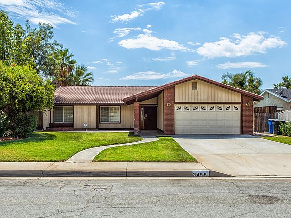5th image of 3455 Oleander Dr
