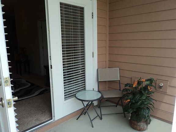 5th image of 201 Larkin Pl Unit 103