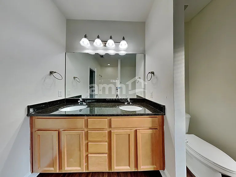 24 Madeline Cir — Photo 10