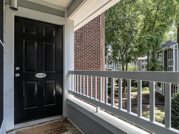 1051 Wirewood Dr APT 301, Raleigh, NC 27605