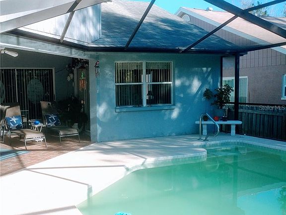 3rd image of 4922 Klosterman Oaks Ct