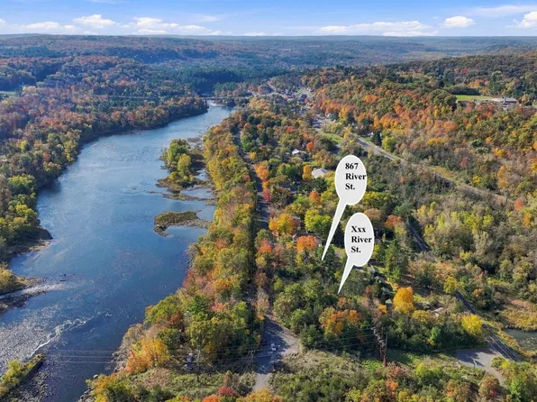 River St, Taylors Falls, MN 55084