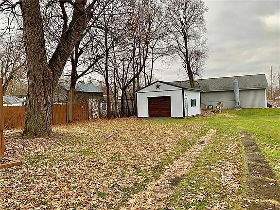 2nd image of 105 Johnson Ave