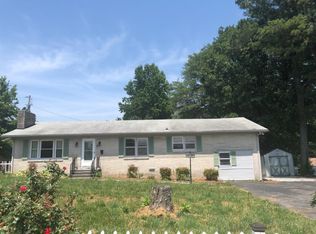 1903 Kefauver St, Manchester, TN 37355