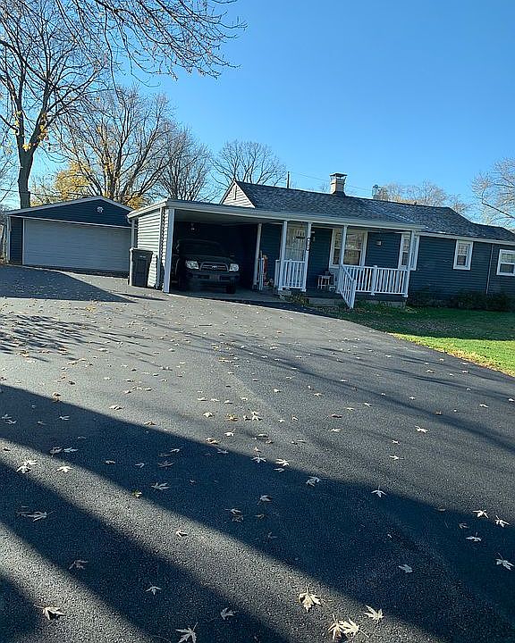 2nd image of 4105 E Naomi St