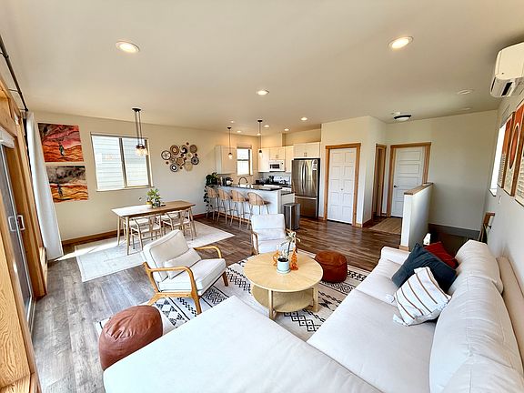 Open Floor Plan (upstairs)