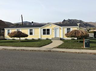 401 Ridgeview Loop Dr, Wenatchee, WA 98801