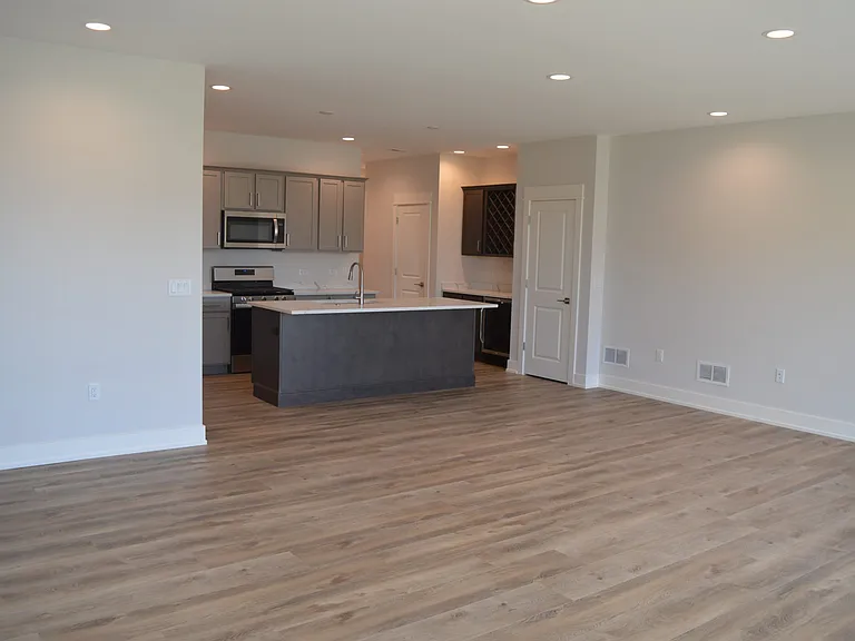217 NW 3rd Ave — Photo 5