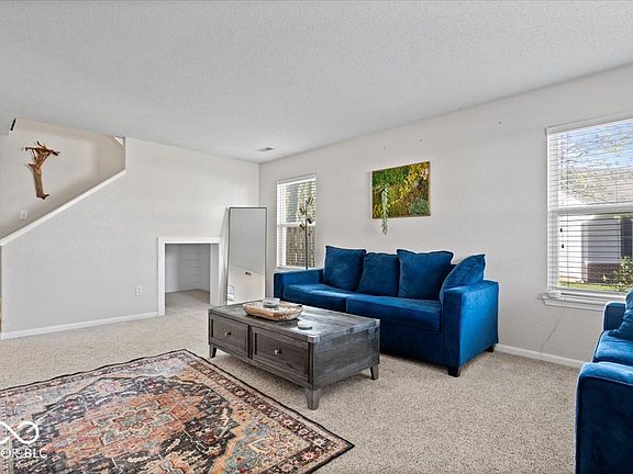 3rd image of 4613 Walker St