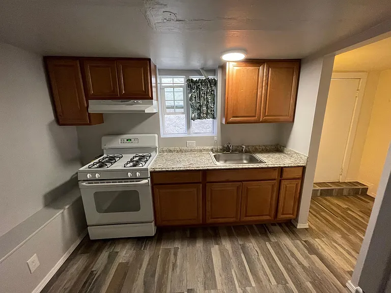 951 Jackson St #A — Photo 4