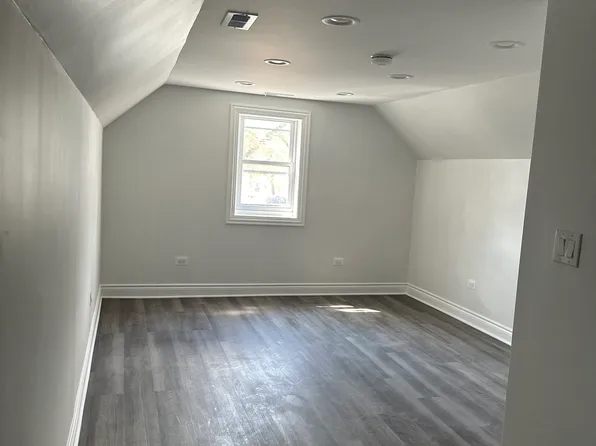 2501 S Whipple St #1, Chicago, IL 60623