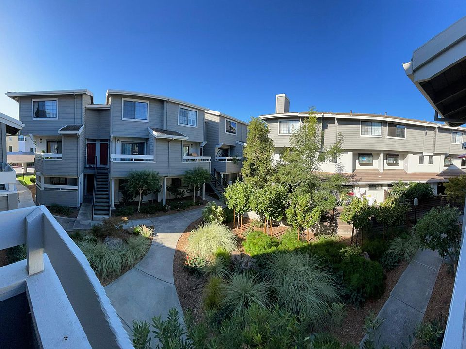 1st image of 6891 Chantel Ct