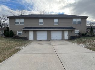 1205 SE 3rd St APT A, Lees Summit, MO 64063