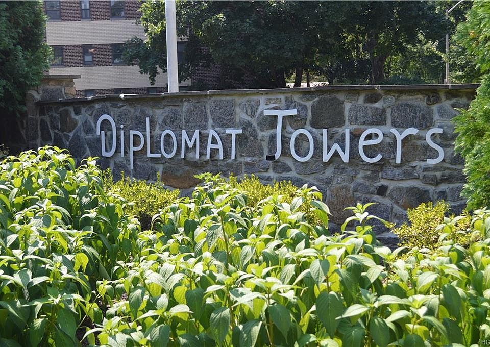 1st image of 200 Diplomat Dr APT 7H