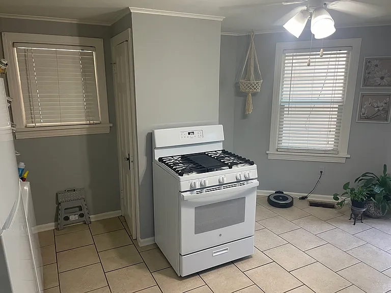 3012 McPherson Ave #C — Photo 9