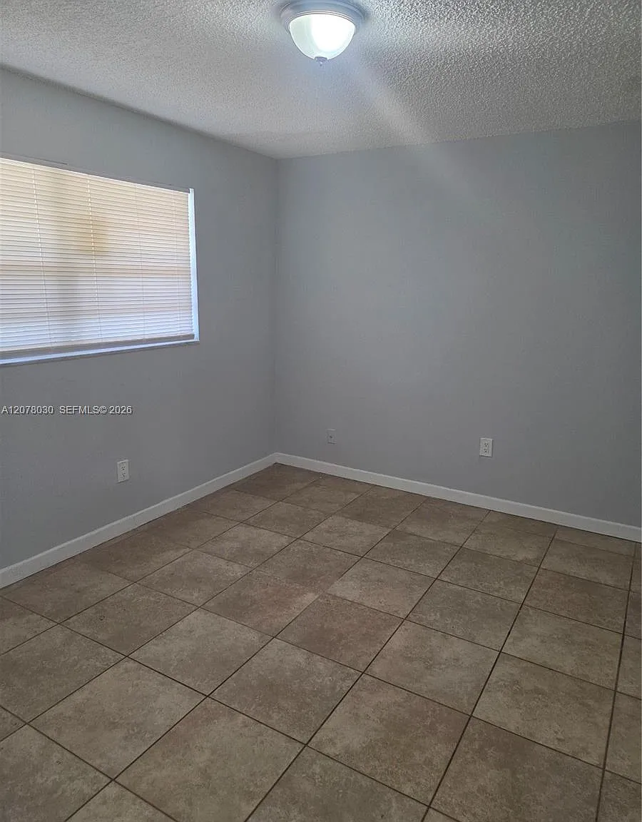 Enclave At The Park Condo — Photo 3